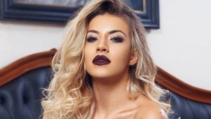Nicoleta Nuca a pozat aproape goala! Si-a pus pe ea un body cu....