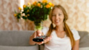 Program TV 5 ianuarie 2026. Desafio Aventura vs. Power Couple: la ce oră se difuzează cele mai așteptate show-uri