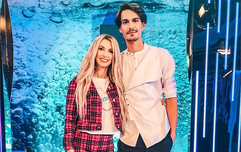 Andreea Bălan se mărită. Vezi cum arată invitația și află cine sunt nașii