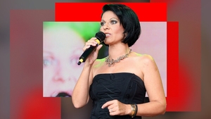 Necazurile se țin lanț de Elena Cârstea. La 6 luni de la atacul cerebral masiv, artista își strigă durerea: „De abia pot să merg, soțului îi e frică să nu...”