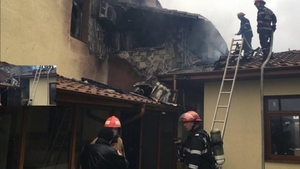 Mănăstire în flăcări la Constanța! 40 de pompieri au intervenit VIDEO