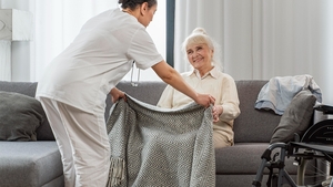 (P) De ce un cămin de bătrâni poate fi cea mai bună soluție pentru seniorul tău?