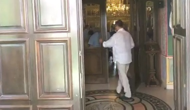 Adrian Năstase îşi botează nepoţelul