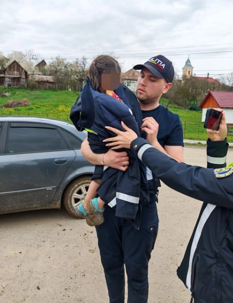 Melisa și Rebeca au fost găsite la 4 kilometri distanță de casă/ sursă foto: social media