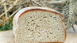 Alimente pe care le poți mânca și după ce au depășit data de expirare. Câte zile rezistă în plus, dacă sunt ținute la frigider