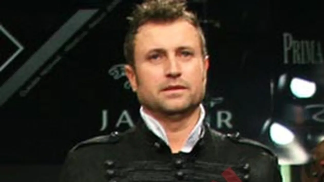 Botezatu: Cristea e un pion neimportant! E normal sa zboare din floare in floare, mai tarziu o sa adune polen de calitate 