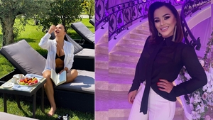 Carmen de la Sălciua, surpriză romantică din partea iubitului secret: “Detalii frumoase”. Un internaut a luat-o la mișto, iar artista l-a pus imediat la punct