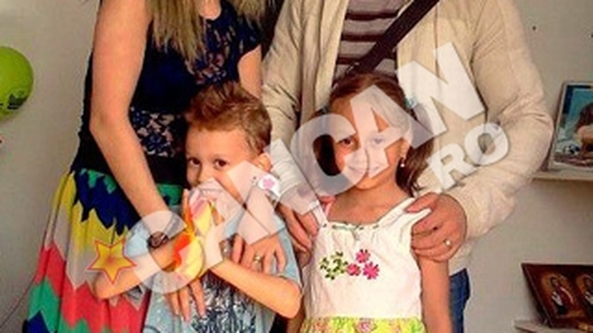 BOMBA IN LUMEA MONDENA! Au divortat cu scandal, dar s-au impacat de dragul copiilor! Marian Dragulescu si Larisa au petrecut weekendul impreuna!
