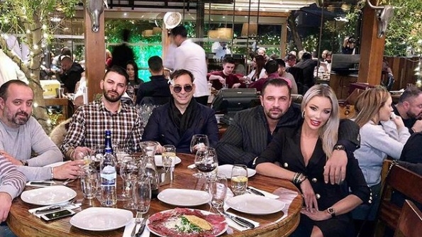 Criticată de mulți după evoluția de la “Asia Express”, Bianca Drăgușanu uimește din nou! Ce i-a făcut iubitului ei, operat zilele trecute