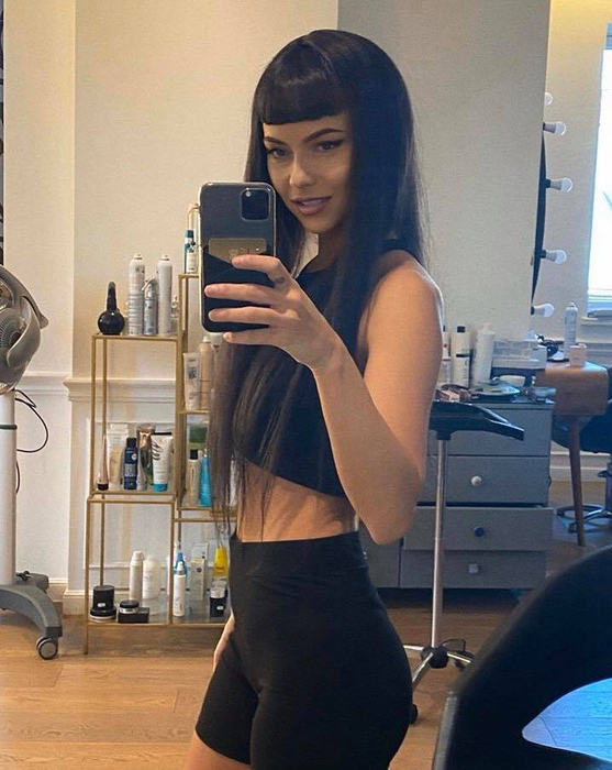 Inna, schimbare radicală de look! N-o mai recunoști pe stradă