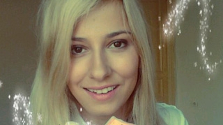 Dana Rogoz le ia la intrebari pe miresele verii