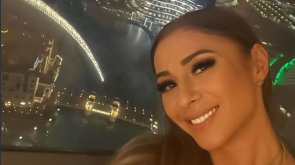 Anamaria Prodan îşi trăieşte viața de femeie liberă în Dubai! Cum a fost surprinsă sexy impresara alături de musculoșii Superkombat