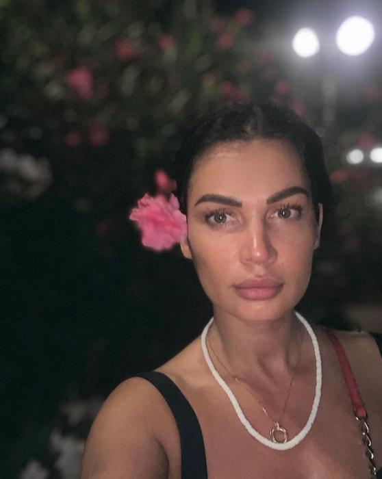Are curaj! Cum arată Nicoleta Luciu fără niciun strop de machiaj, la 42 de ani