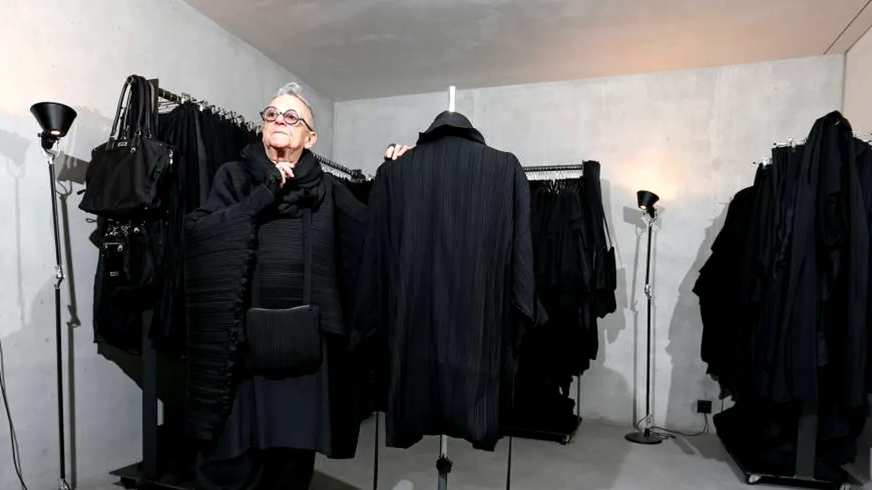 Doliu în lumea modei! O cunoscută creatoare de modă s-a stins din viaţă
