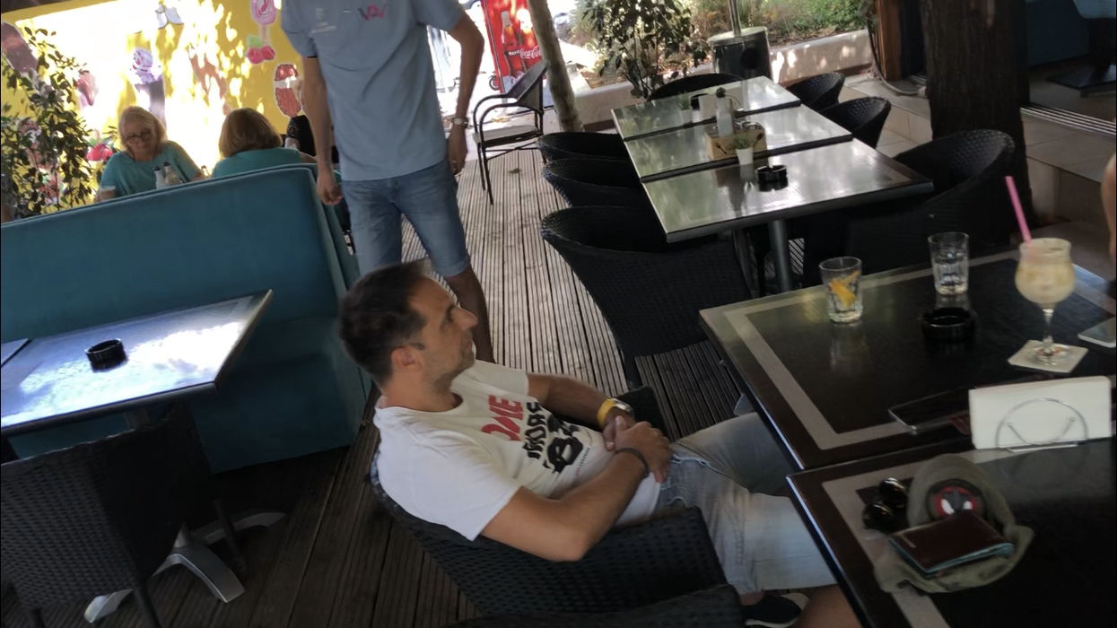 Cum l-am surprins pe celebrul prezentator