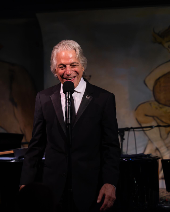 Sursa foto: Facebook Tony Danza @Café Carlyle