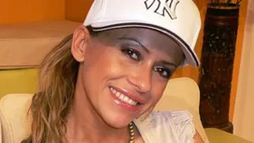 Cum s-a imbracat Anda Adam la sala de fitness! Fanii au innebunit cand au vazut-o: Vreau sa am abdomenul tau