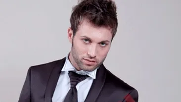 Bote are un nou fiu! Uite-l pe bacauanul care ii seamana leit