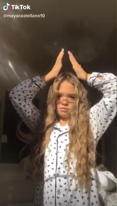 Maya Castellano, Regina TikTok-ului! Imagini de senzație cu frumoasa adolescentă și reacția Antoniei când își vede fata cântând