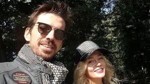 Tuncay, din nou împreună cu sexy-asistenta blondă! Cum s-au fotografiat cei doi