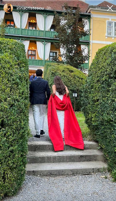 Irina Cristescu, „Prințesa Ochelarilor”, la brațul "blajinului"