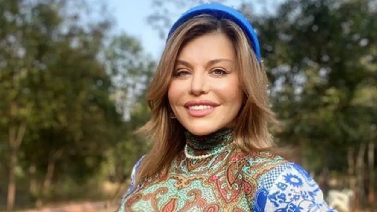 Loredana Groza a stârnit valuri de controverse, după publicarea unei fotografii. Internauții au pus-o la zis că este mult prea operată: „Nu mai semeni deloc...”