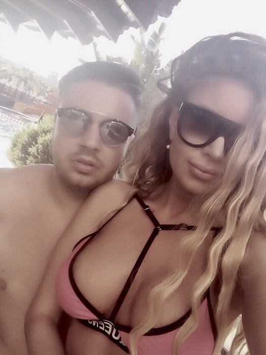 Roxana Vaşniuc a plecat în vacanţă în Antalya