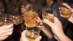 Lovitură! Prețul băuturilor alcoolice se dublează! Guvernul a confirmat