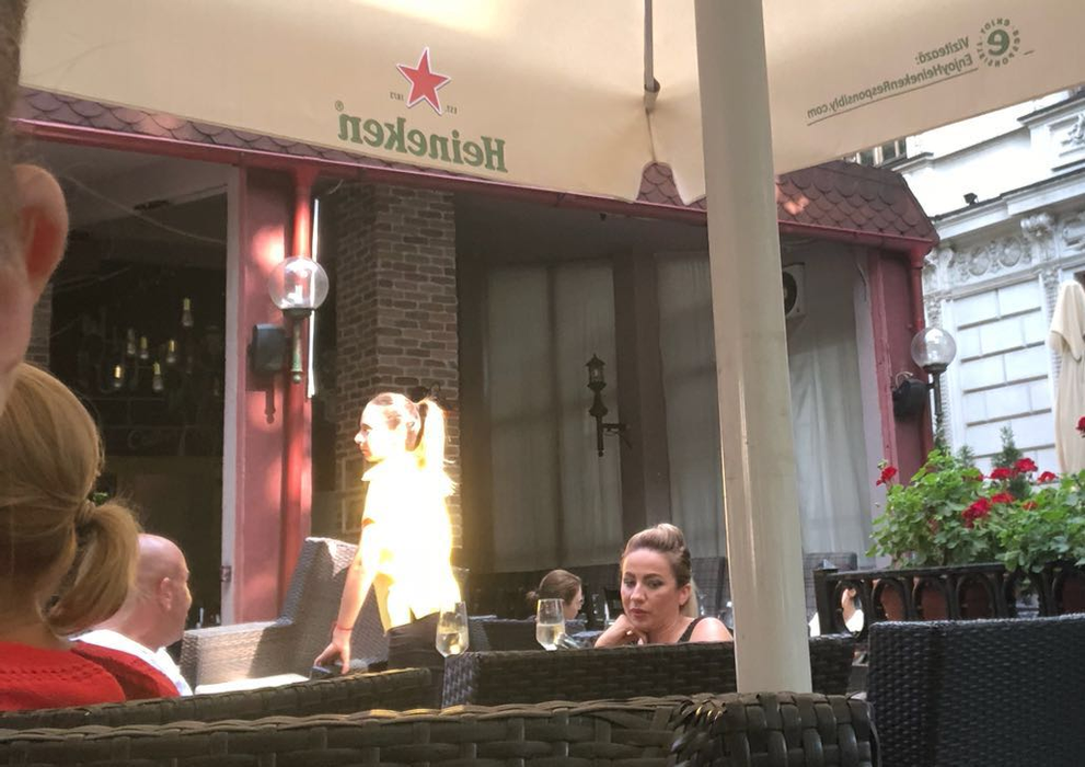 Rocsana Marcu și Călin Hagima au ieșit la terasă