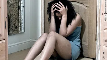 Fost bancher in Romania, chemat in judecata pentru agresiuni domestice. Fosta iubita cere un ordin de protectie!