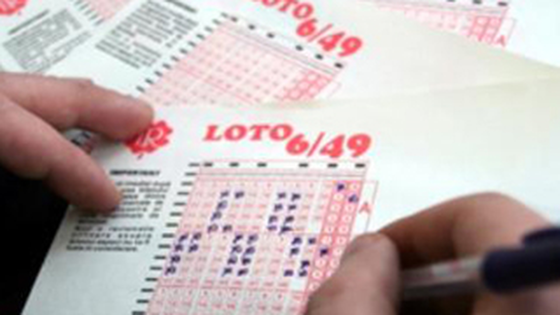 Marele premiu la Loto 6/49 a ajuns la 2,2 milioane de euro!