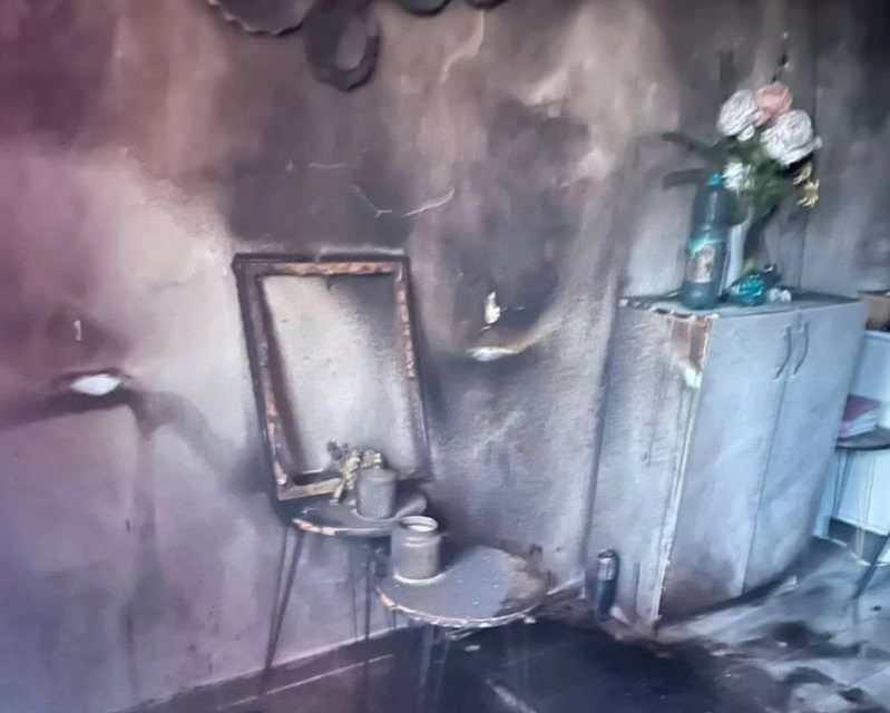 Explozie, urmată de un incendiu de proporții la un salon din Iași: pagubele materiale sunt enorme