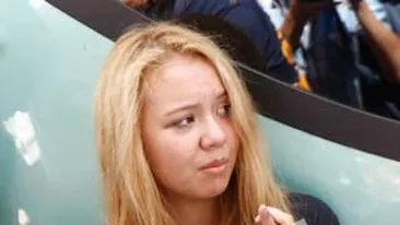 Fanii au intampinat-o pe Lady Gaga in aplauze si lacrimi! Nu imi vine sa cred! Respir acelasi aer cu ea!