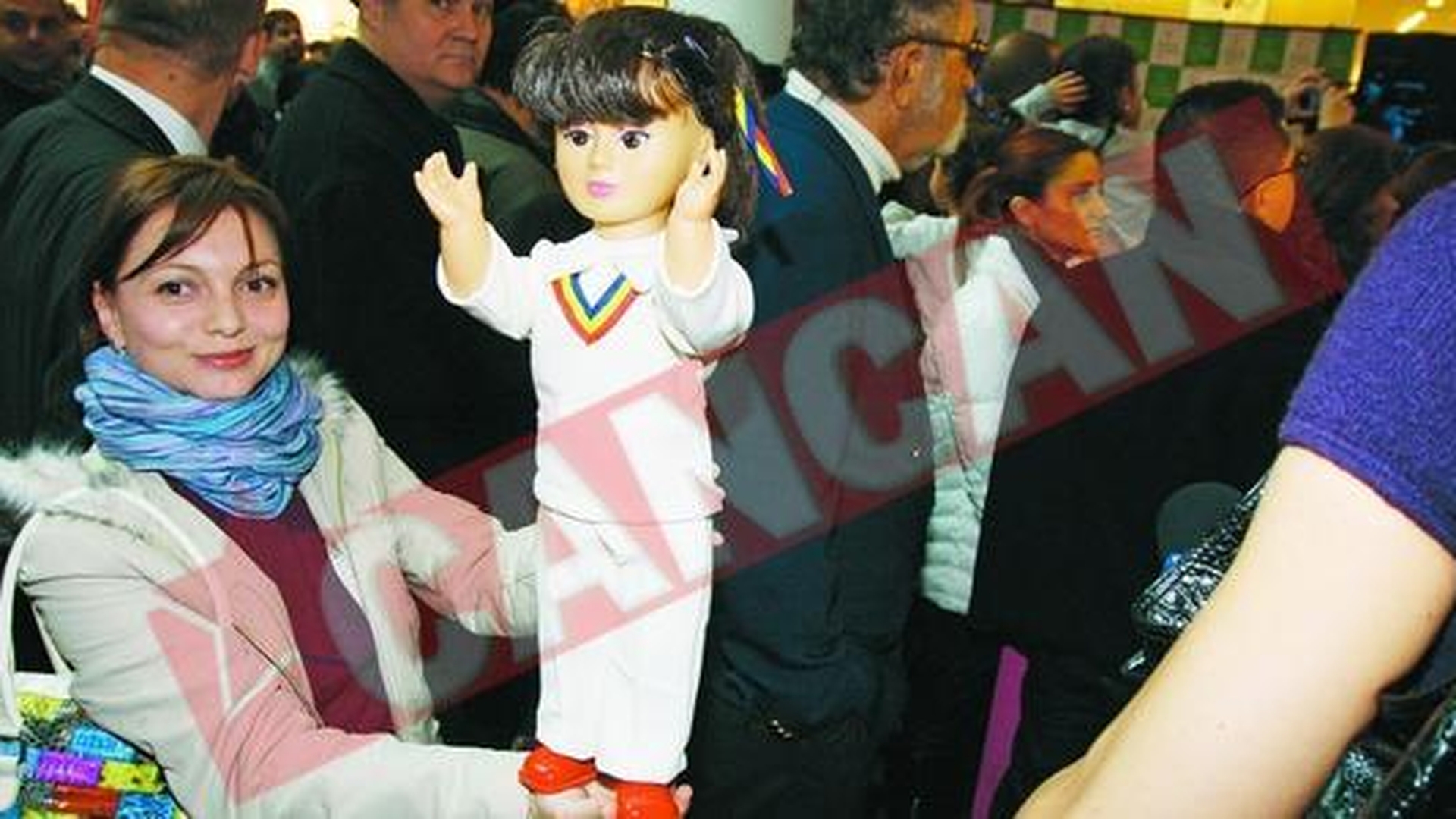 Nadia Comaneci si-a lansat "papusa geamana"