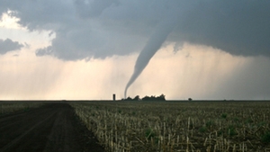 Peste 45 de persoane au fost ucise de tornade in Statele Unite