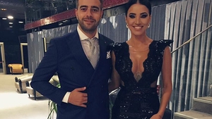 ADELINA PESTRIŢU şi SPEAK au vorbit la TV despre căsătorie! Reacţia fabuloasă a artistului atunci când a auzit ce rochie de mireasă va purta bruneta