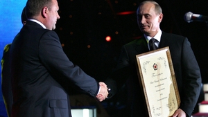 Românul care l-a decorat pe Putin. Prietenia începută pe tatami în 1999
