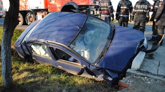 Fost ministru, ranit in urma unui accident rutier produs in judetul Timis