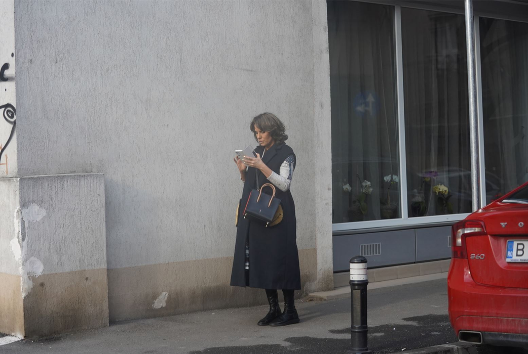 Anna Lesko se îndreaptă către salonul de înfrumusețare (Foto: CANCAN.RO)