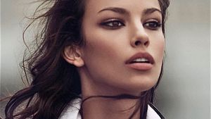 Mădălina Ghenea, un exemplu de "Aşa nu". A urcat in tren fără bilet si a fost amendată de politisti
