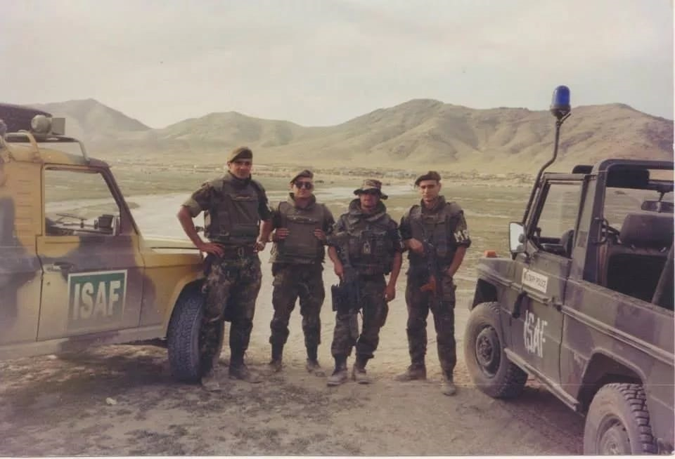 Alături de camarazi, în Afganistan - 2002