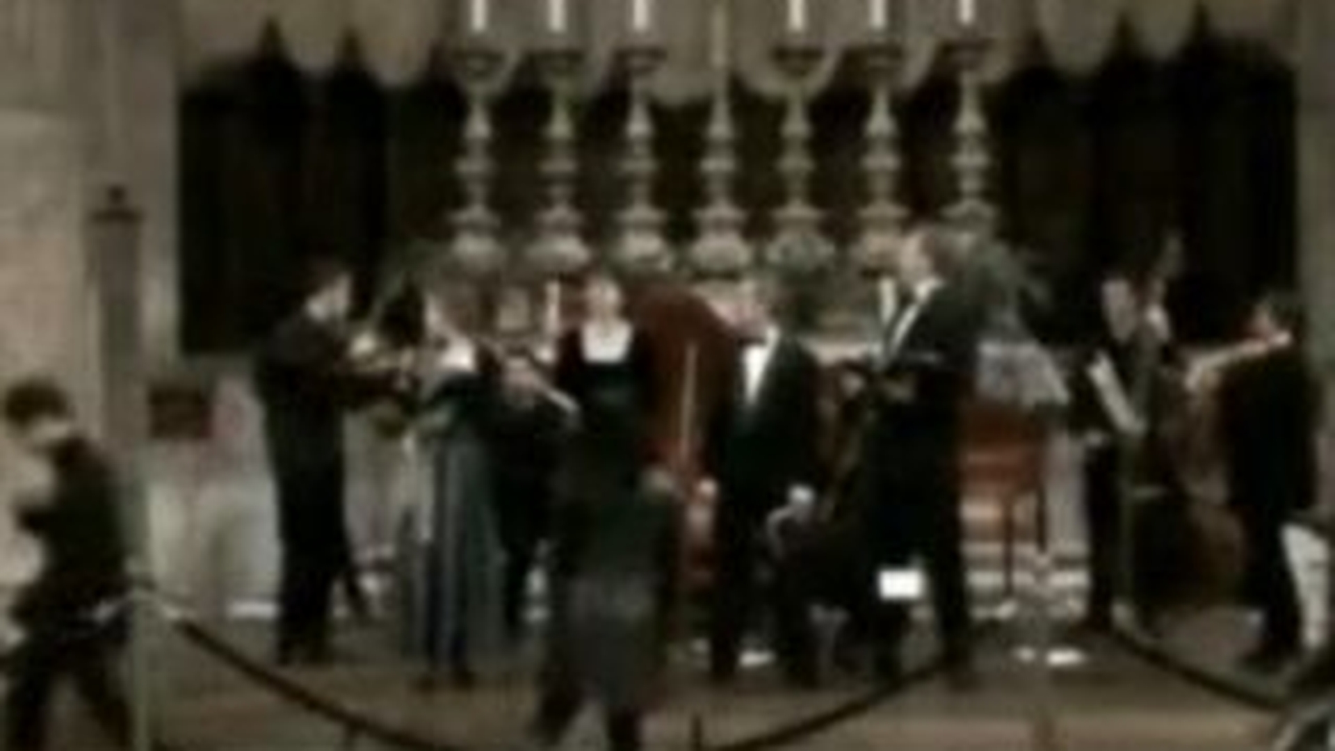 VIDEO Gardienii de la Panteon au oprit un concert de Vivaldi pe motiv ca doreau sa inchida sala