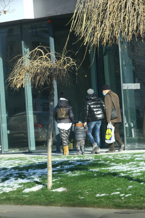 Lavinia Pîrva l-a scos la "vizionare" pe Ștefan Bănică Jr.