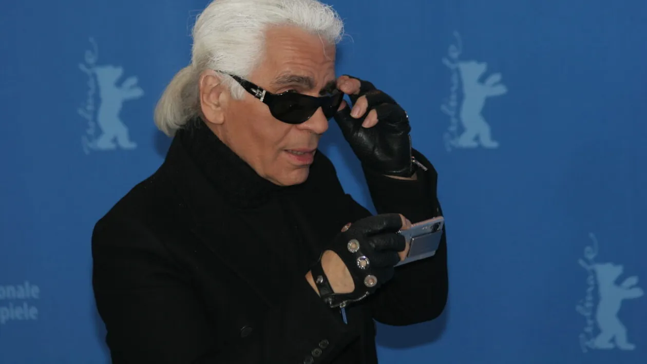 Apartamentul în care a locuit Karl Lagerfeld, vândut cu 10 milioane de euro! Imobilul luxos are 3 camere cu vedere la râul Sena și Muzeul Luvru