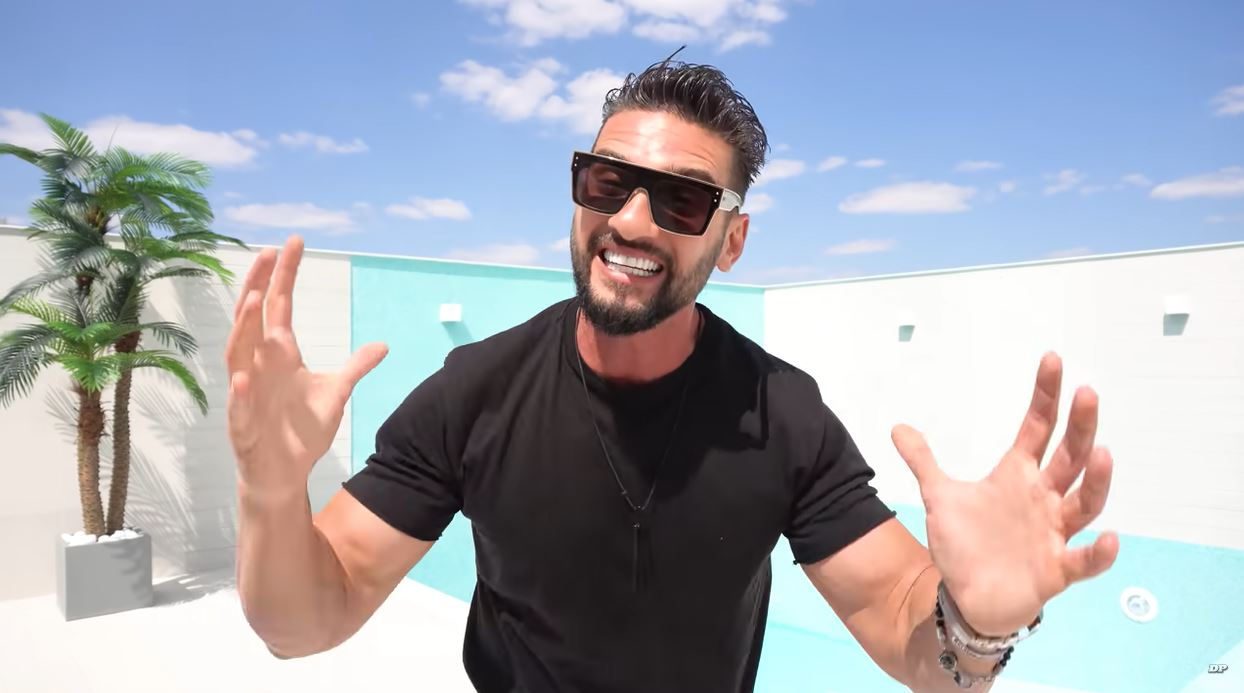Cum arată piscina din casa de 300.000 de euro a lui Dorian Popa. A lăudat-o atât de tare, încât lumea a început să-l ia la mișto pe TikTok