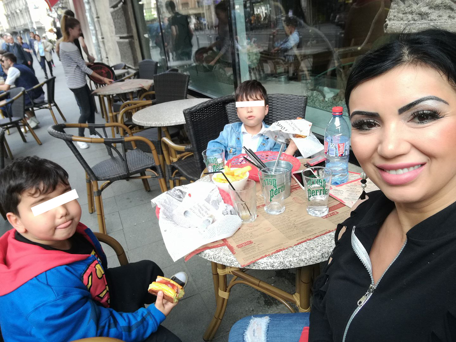Adriana Bahmuţeanu, în război cu fostul soţ. „Pentru copiii mei merg până în pânzele albe!” Care este motivul scandalului