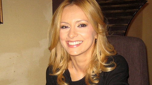 Simona Gherghe si-a aratat adevarata fata! Reactia fanilor cand au vazut-o NEMACHIATA: "Aoleu, ce palida esti!"