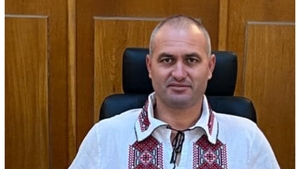 Primarul din Crevedia, prins cu minciuna în scandalul exploziei. A închis telefonul atunci când a realizat că a fost descoperit