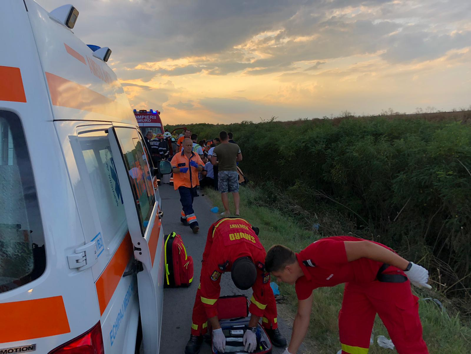 Accident grav pe Autostrada București-Pitești. Sunt șase victime, iar una dintre ele este încarcerată