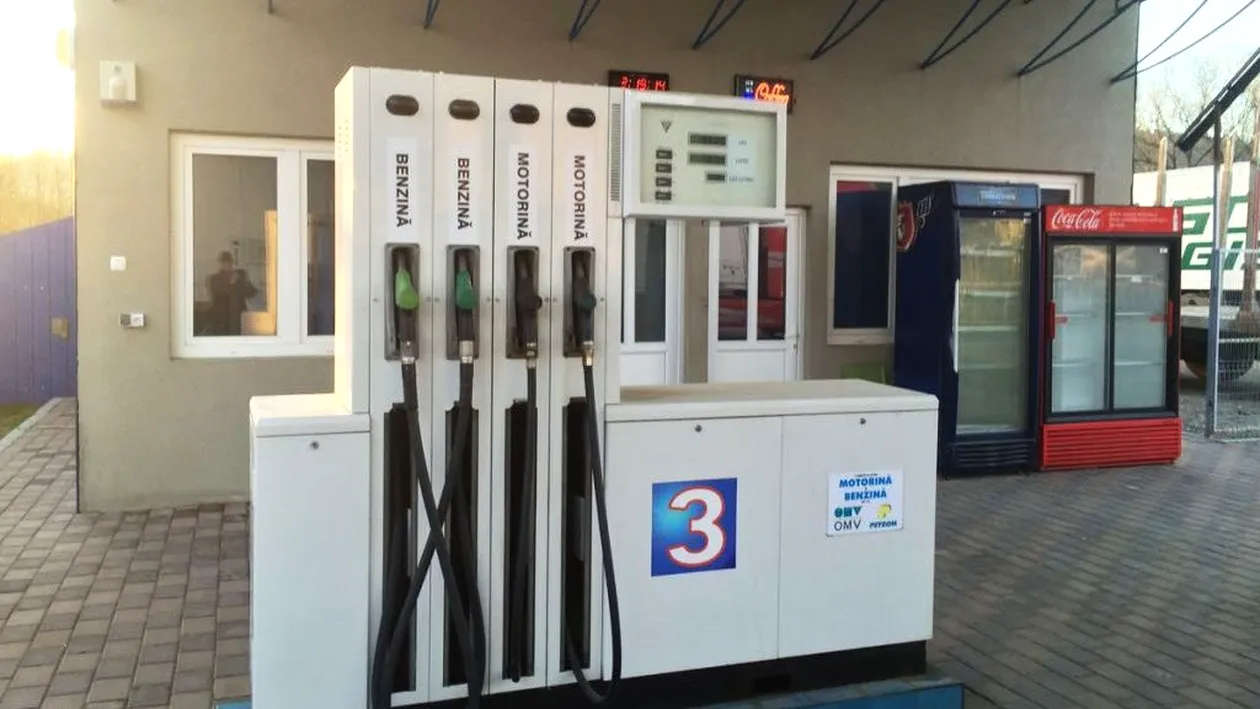 Benzina și motorina s-au ieftinit de la 1 ianuarie 2020 în România. Cât costă 1 litru